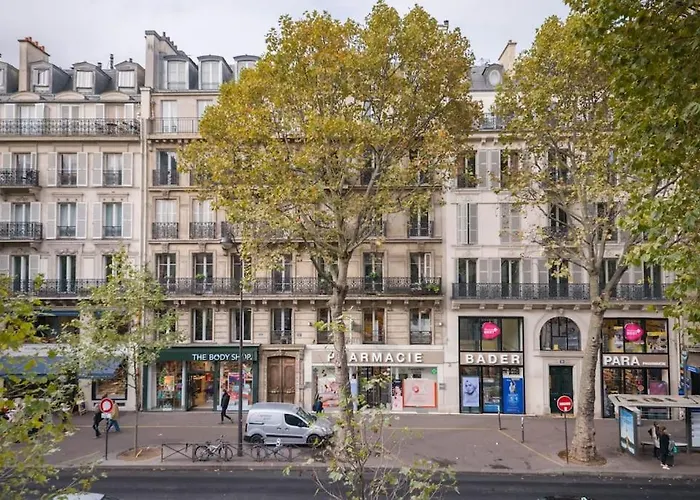 Modern And Cosy Flat In The Heart Of Notre Dame